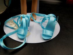 gene box 1 5 blue shoes